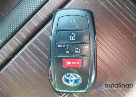 2021 Toyota Sienna Le из США, поврежденный, VIN 5TDKSKFCXMS023790